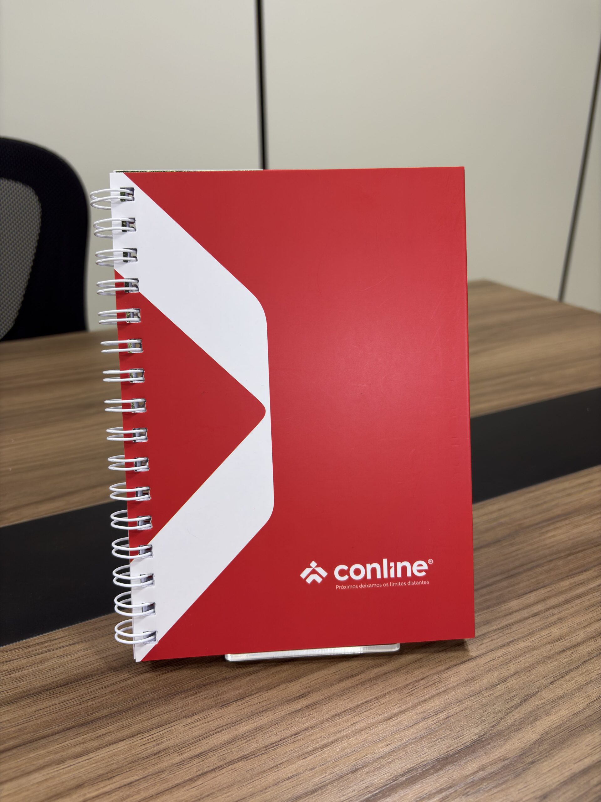 Caderno personalizado vermelho com espiral